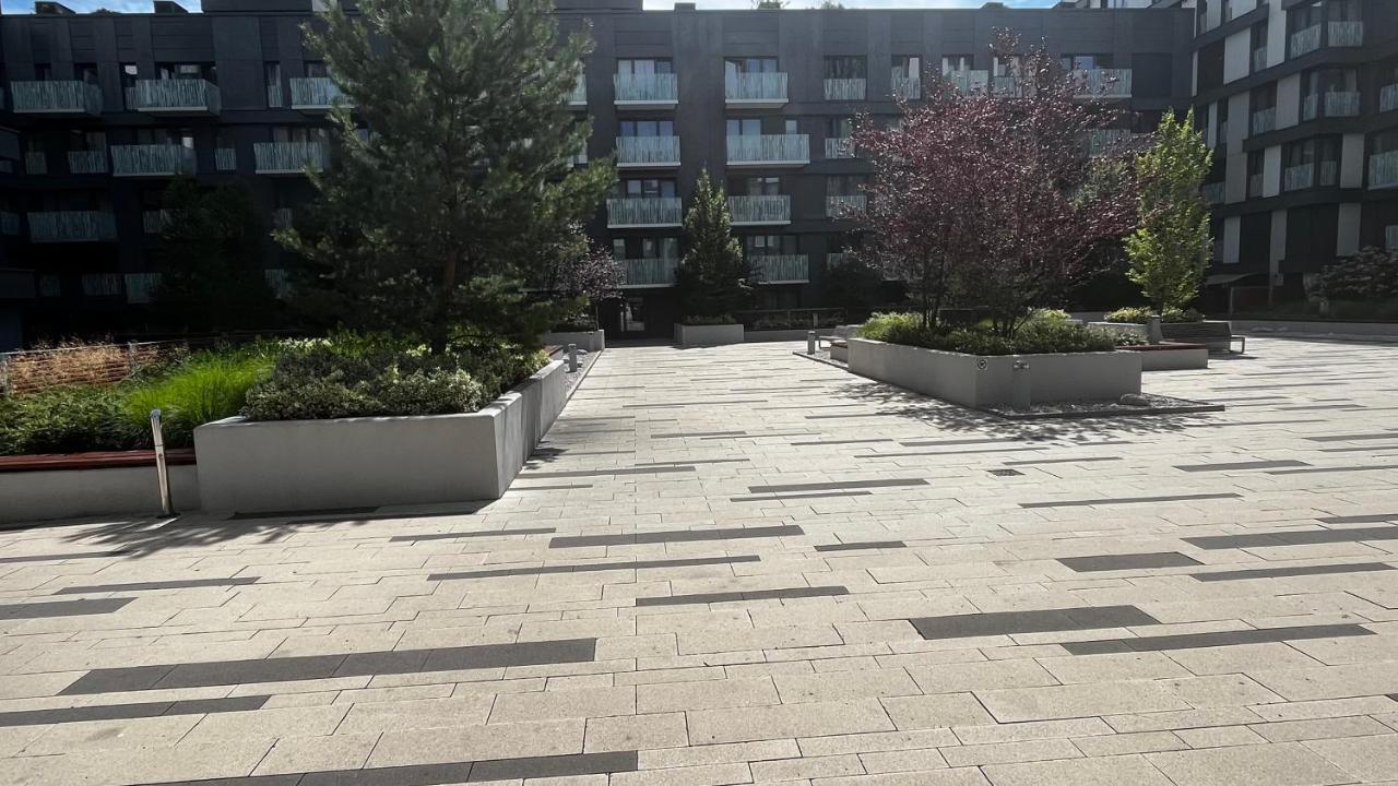 Apartamento Garden Tower - 8 Min Do Centra, Garaz Praga