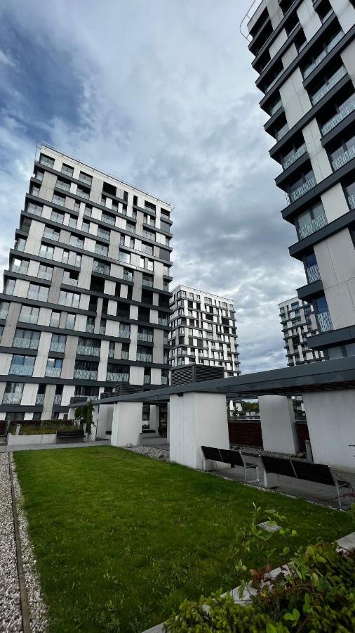 Garden Tower - 8 Min Do Centra, Garaz * Praga